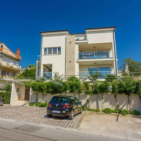 Apartman In 41679 Crikvenica