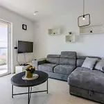 In 41679 * קריקווניצה